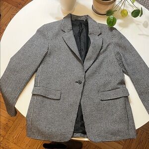 Uniqlo Oversized Black and White Houndstooth Blazer